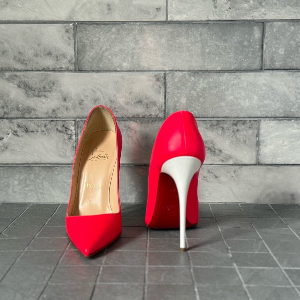 Christian Louboutin Women's Pink Pumps
